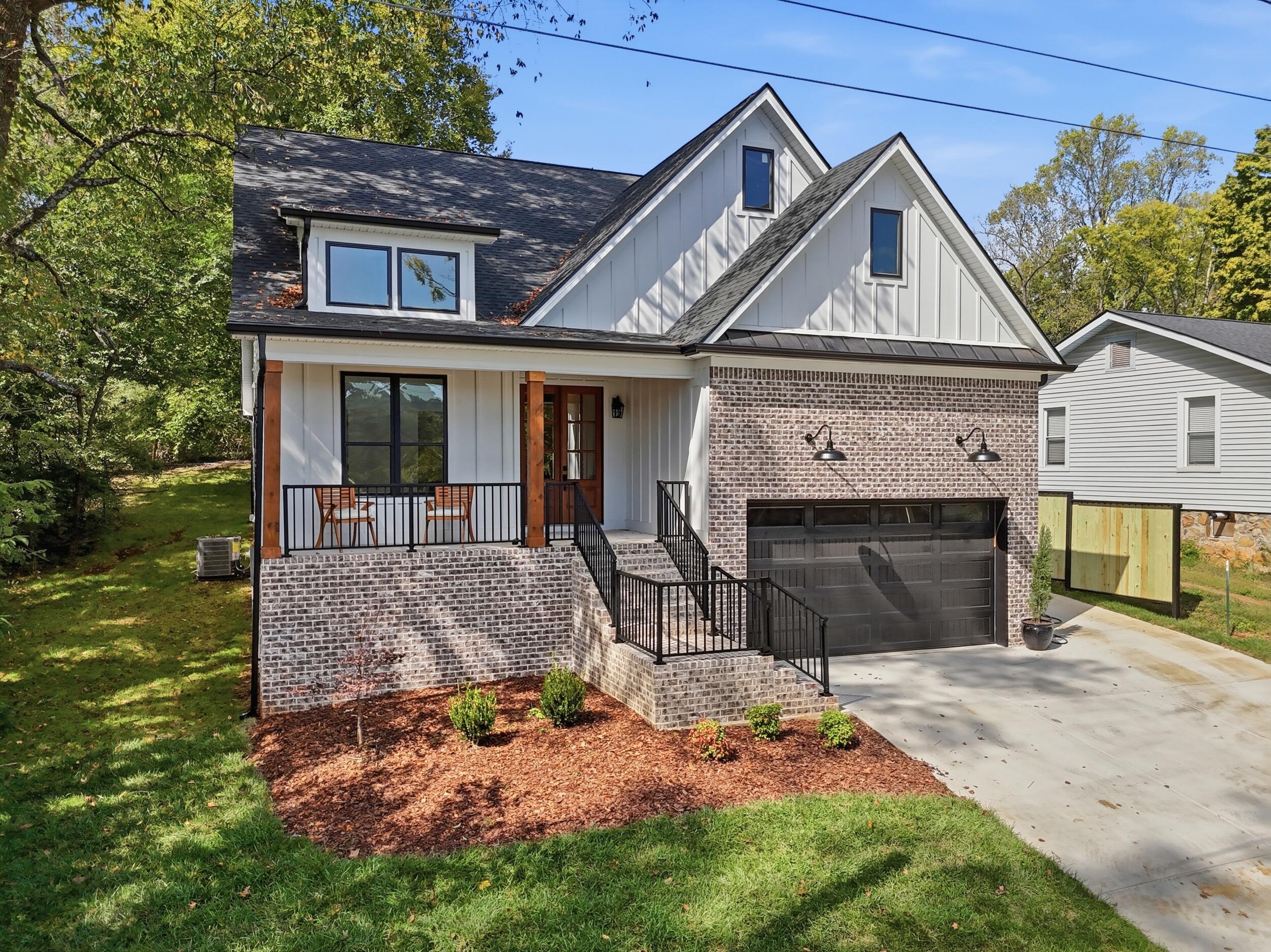 3503 Oakland Terrace