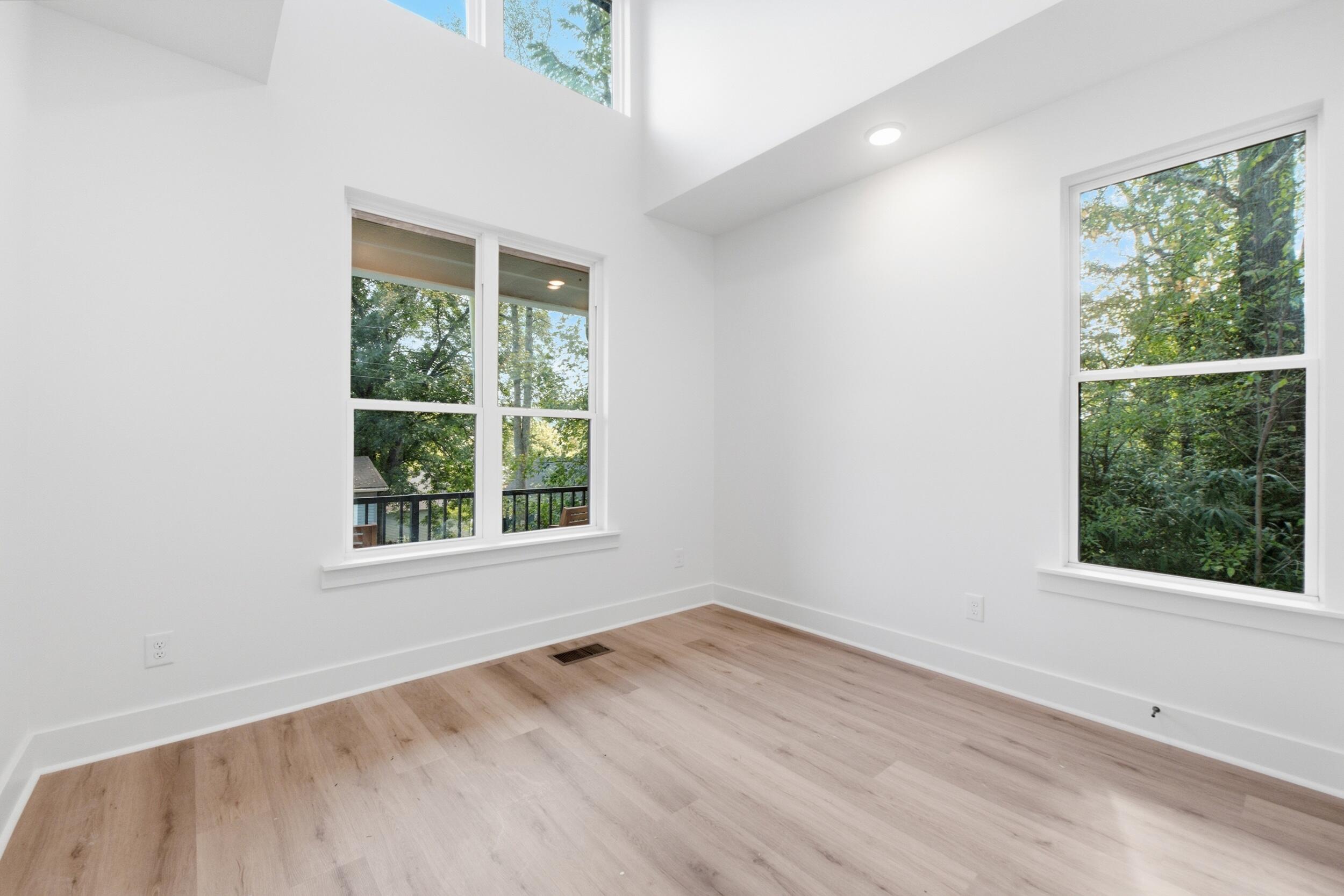 3503 Oakland Terrace