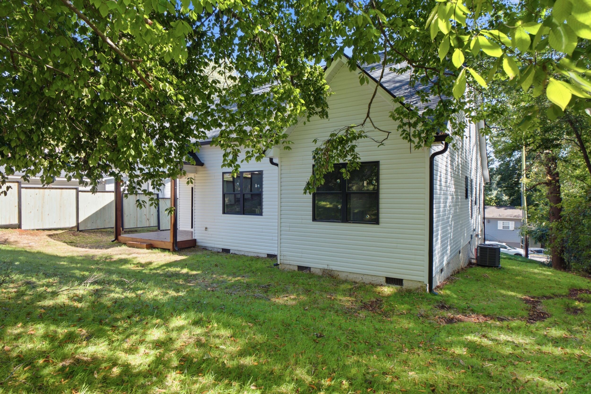 3503 Oakland Terrace