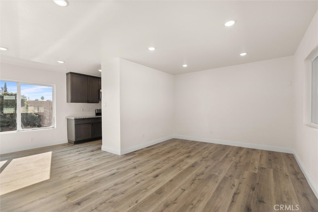 19237 Bryant Street 16