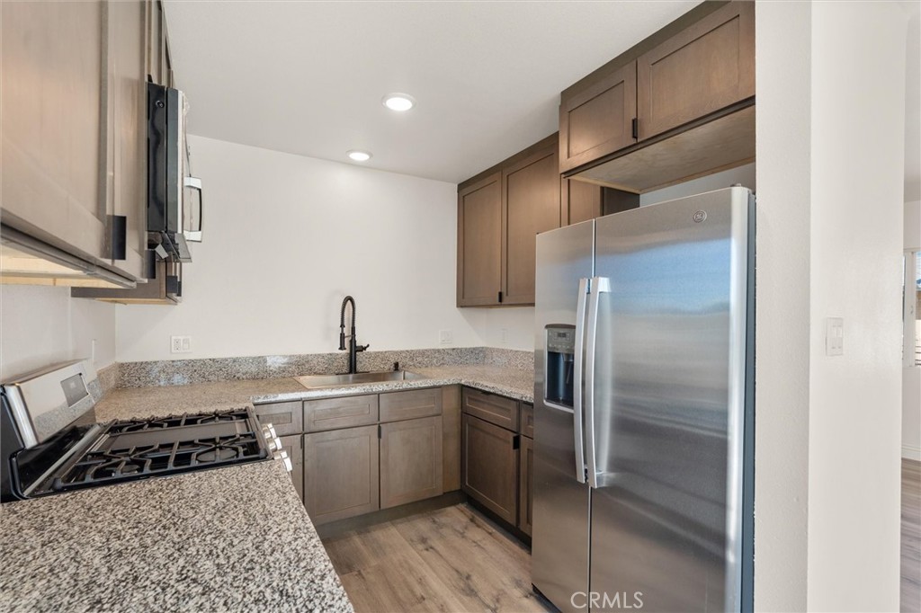 19237 Bryant Street 16