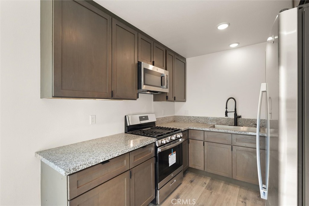 19237 Bryant Street 16