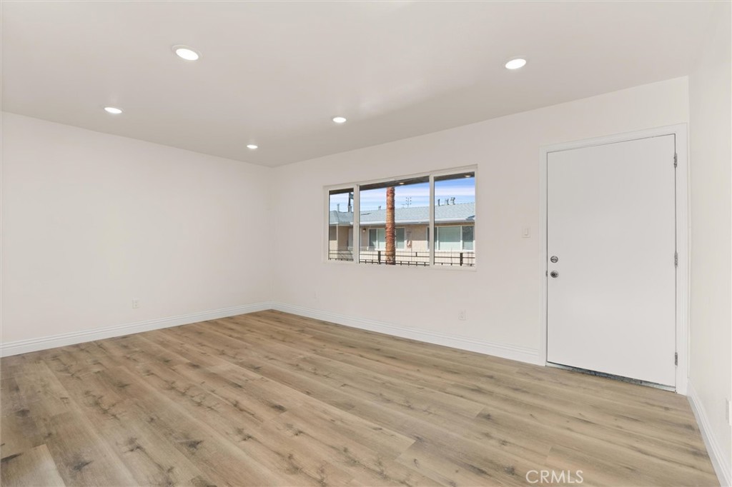 19237 Bryant Street 16