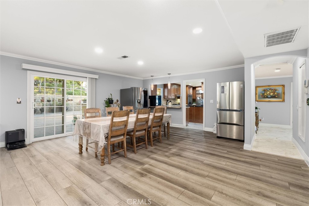 941 Laguna Drive