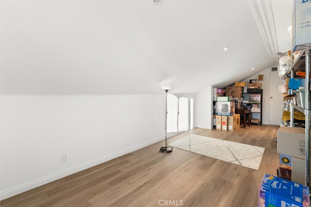 941 Laguna Drive