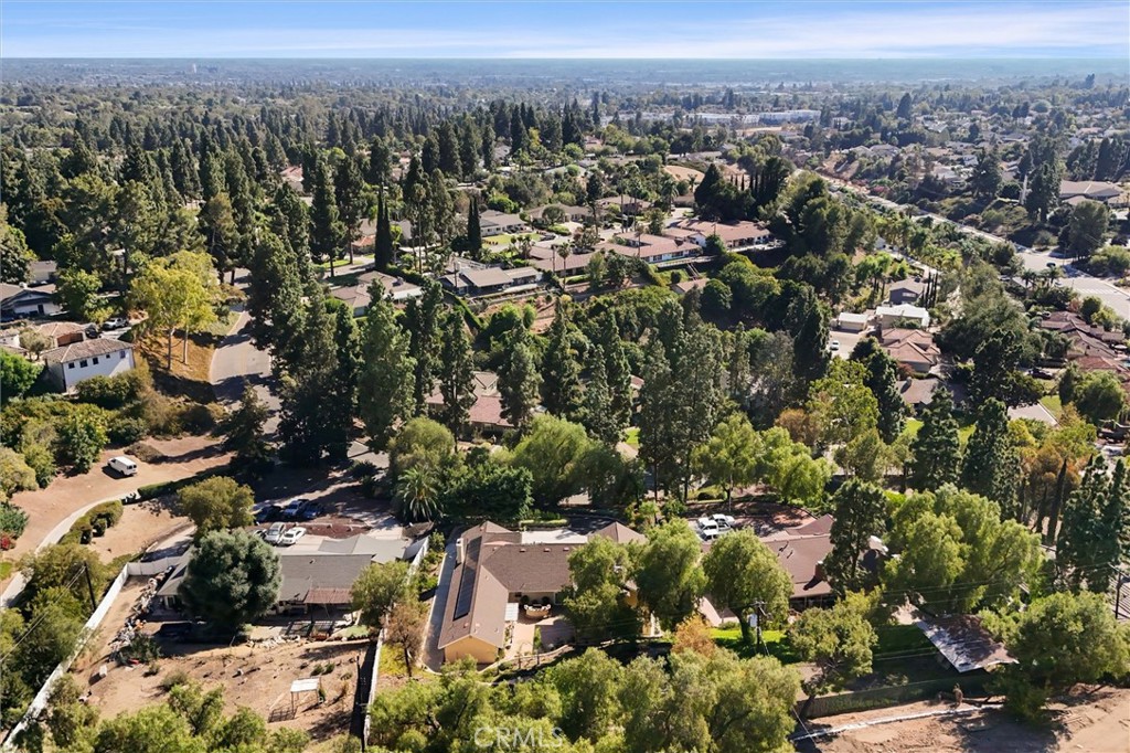 941 Laguna Drive