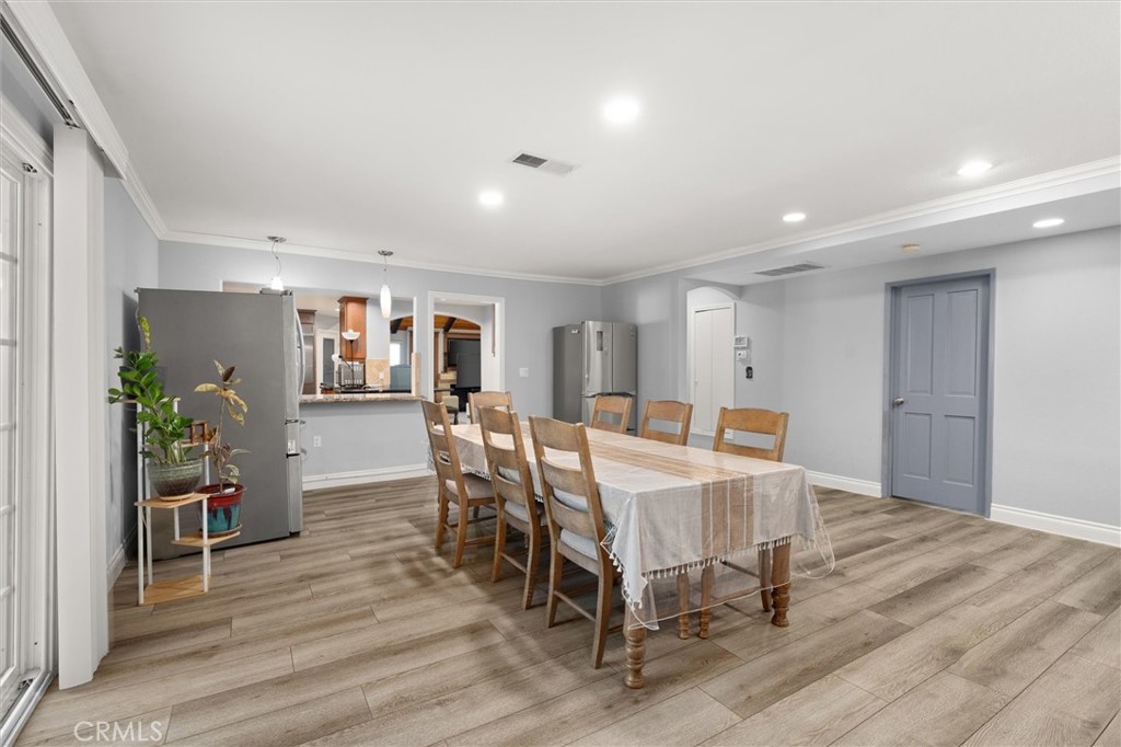 941 Laguna Drive