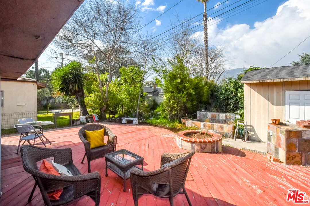 239 E Haven Ave