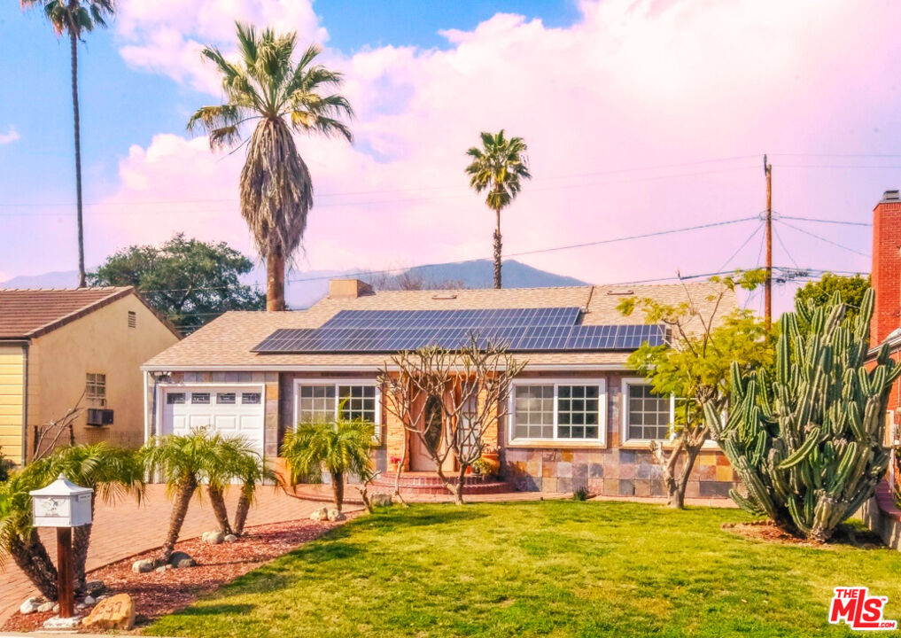 239 E Haven Ave