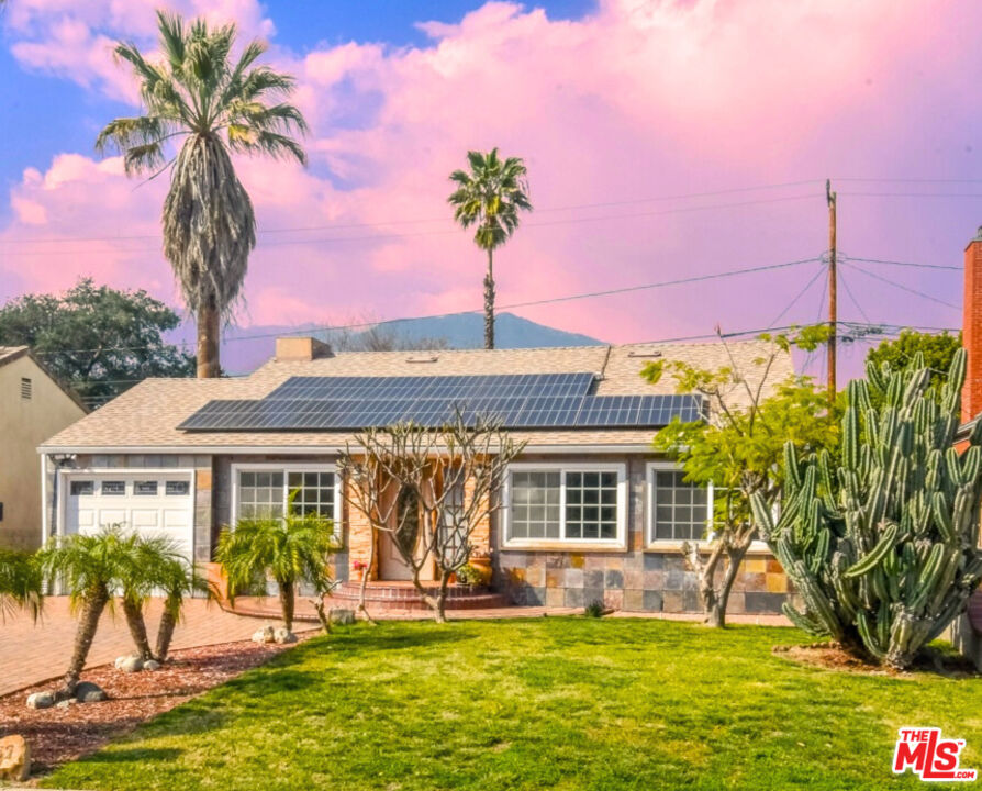 239 E Haven Ave
