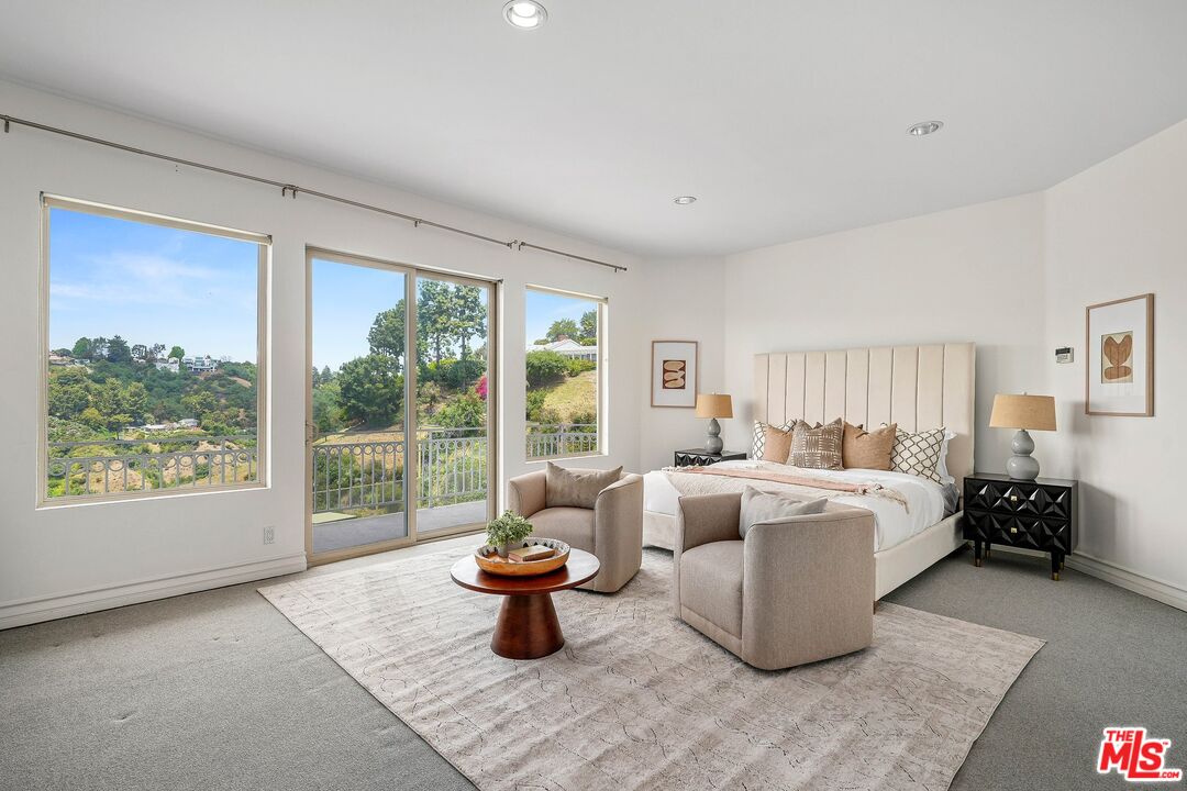 1991 Stradella Road