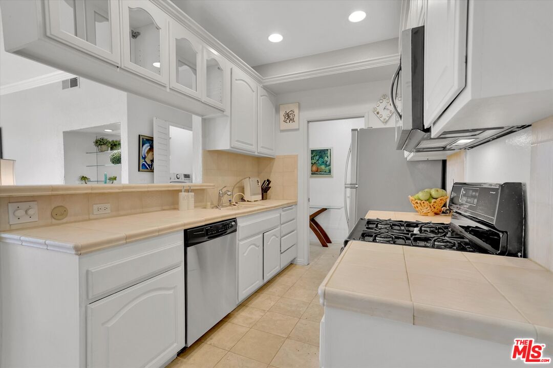 14539 Benefit St Unit: 104