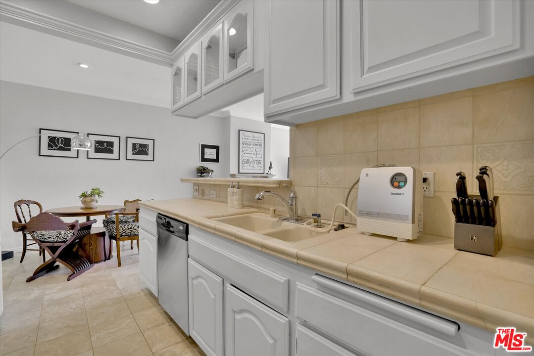 14539 Benefit St Unit: 104