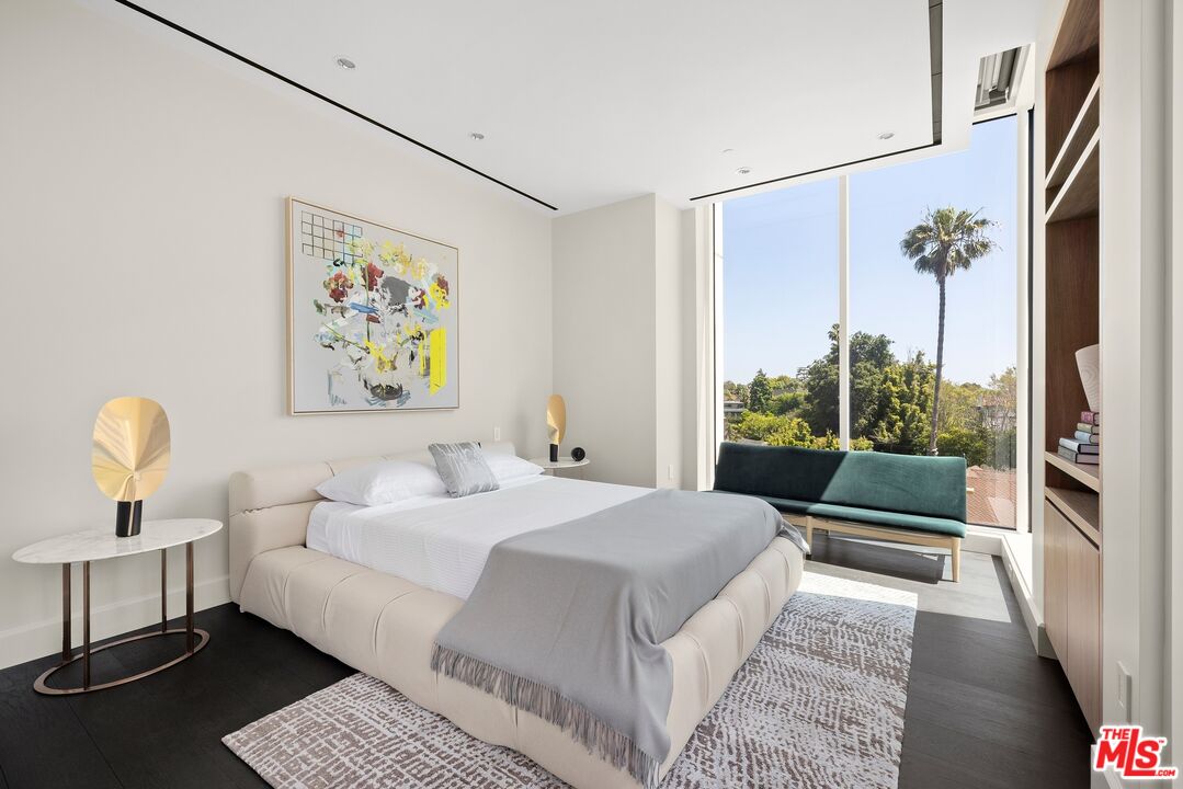 1200 Club View Drive, No. 4S
