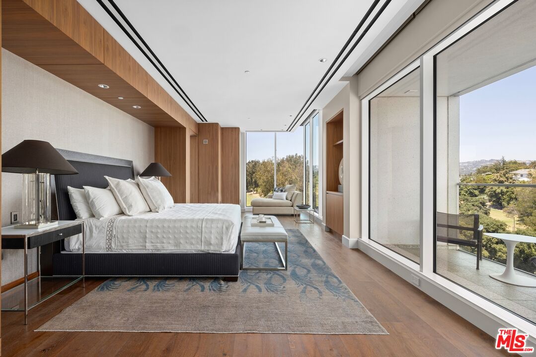 1200 Club View Drive, No. 5N