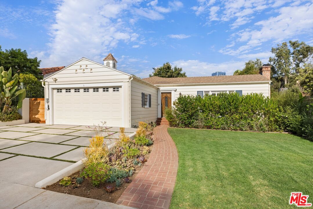 1652 Pandora Avenue