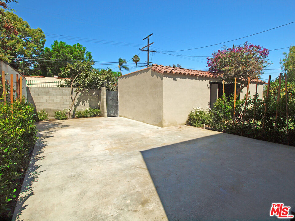 1217 S. Crescent Heights Boulevard