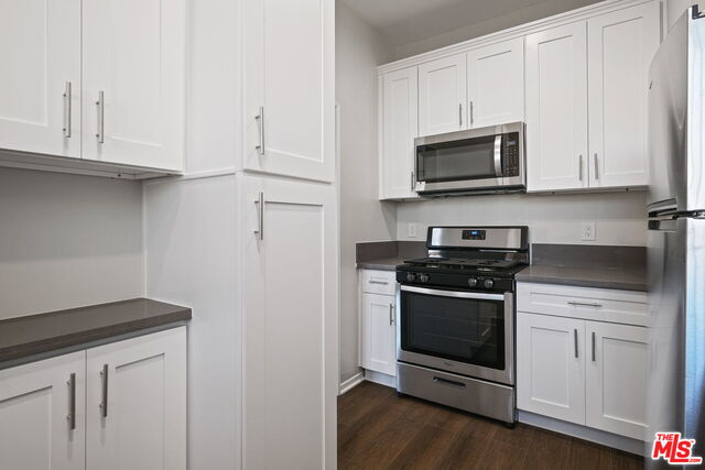 136 N. Sweetzer Avenue, No. 3/4