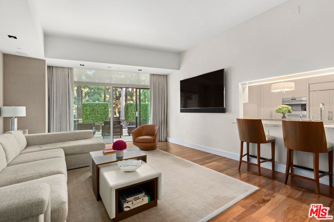 1 W. Century Drive, Townhouse A