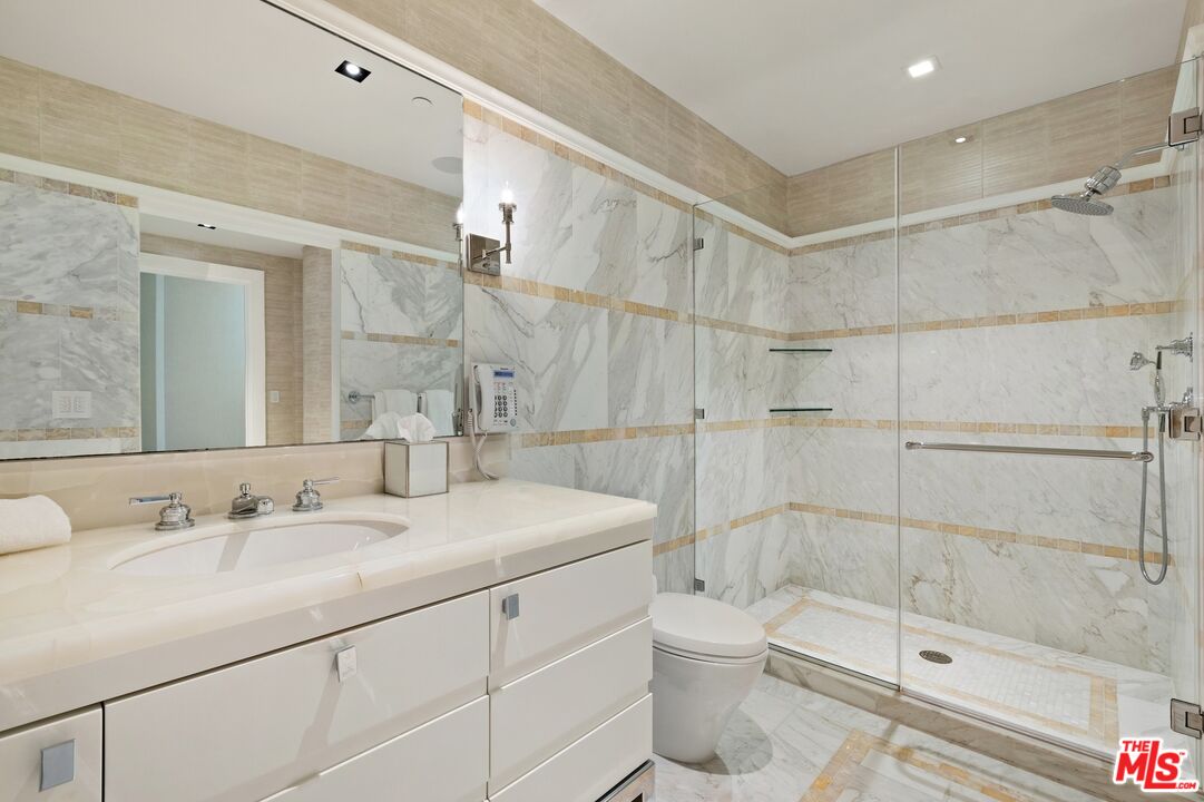 1 W. Century Drive, Townhouse A