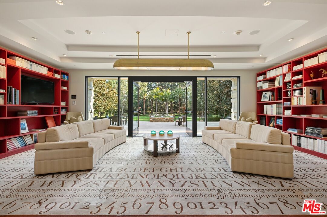 1 W. Century Drive, Townhouse A