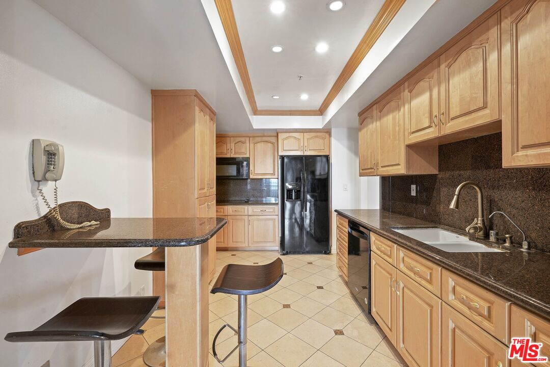 10660 Wilshire Boulevard, No. 1206