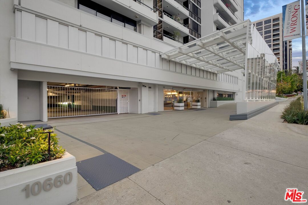 10660 Wilshire Boulevard, No. 1206