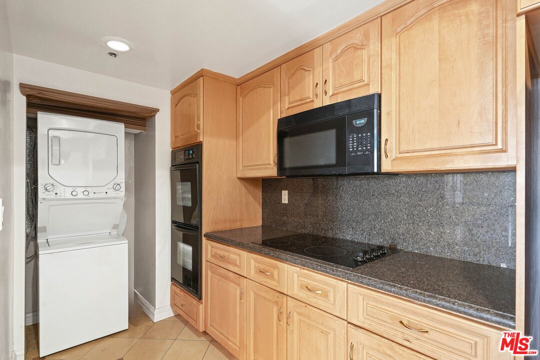 10660 Wilshire Boulevard, No. 1206
