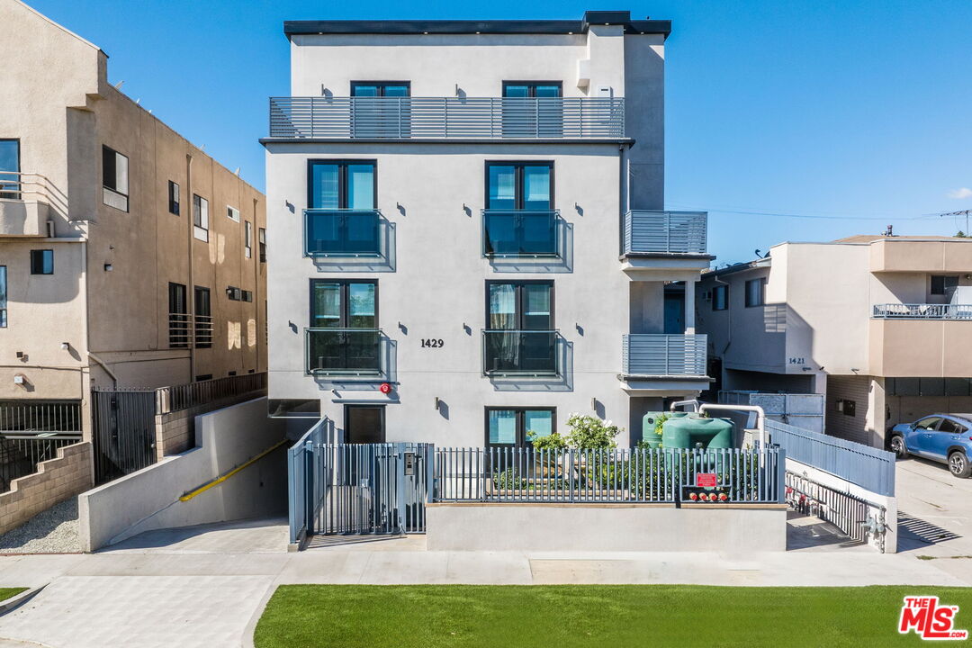1429 S. Bedford Street, No. 401