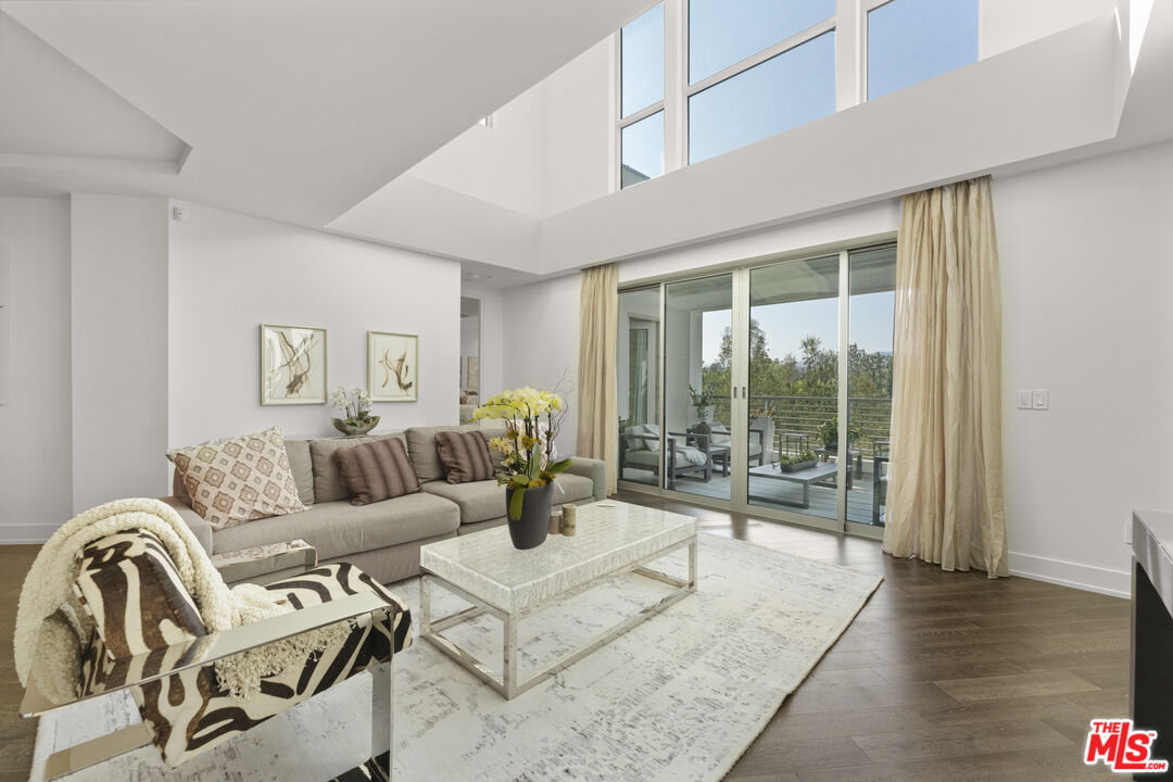460 N. Palm Drive, No. 503