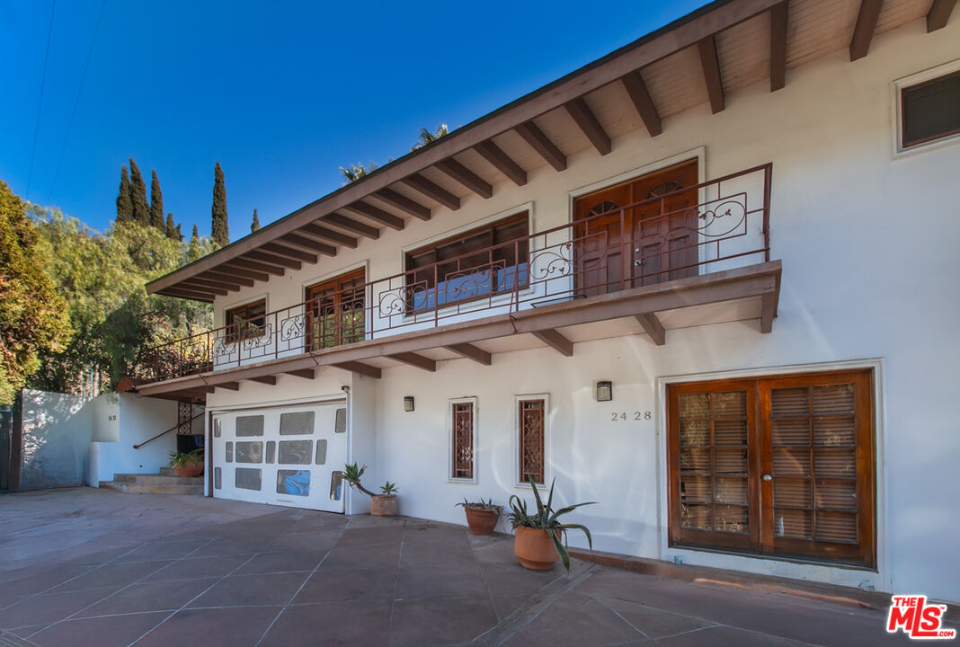 2430 Coldwater Canyon Drive