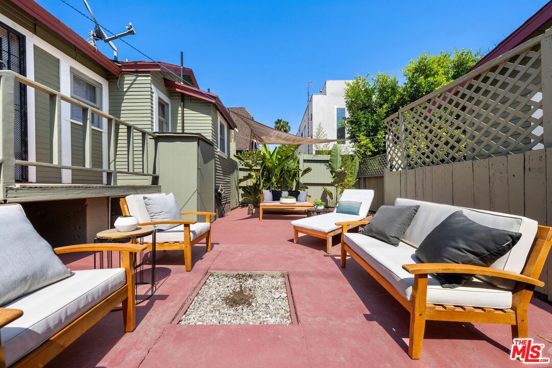 2140 N. Gower Street