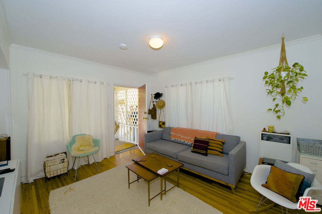 2140 N. Gower Street