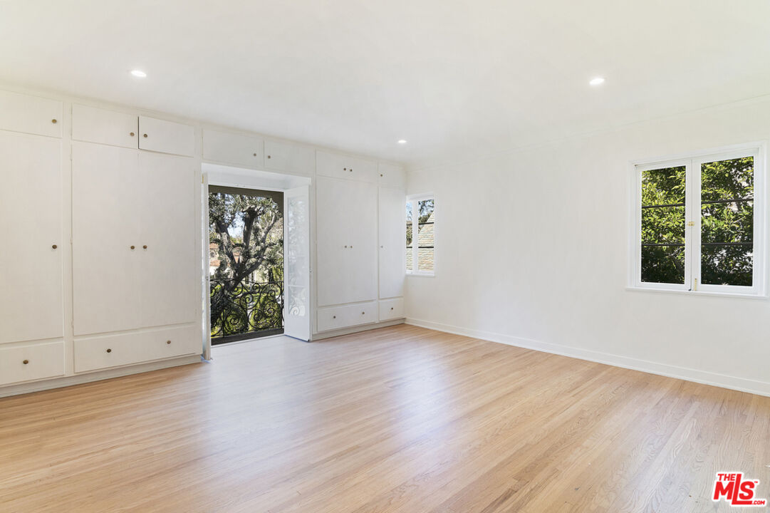 166 S. McCadden Place