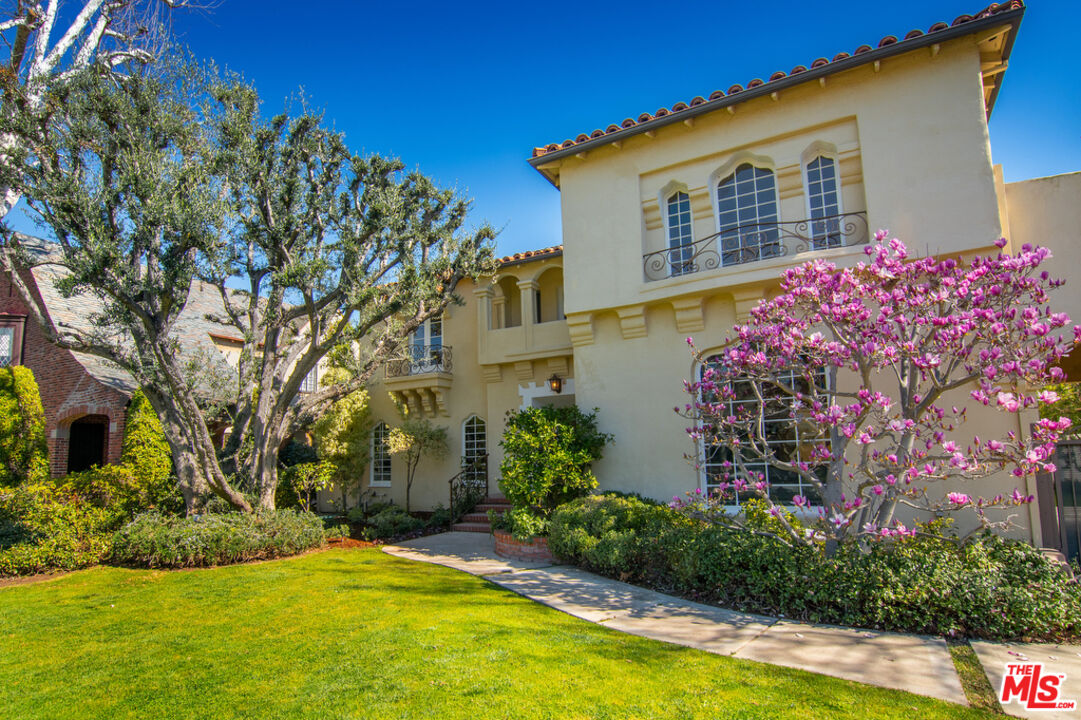 166 S. McCadden Place