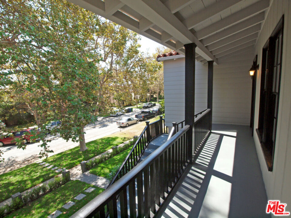 1219 S. Crescent Heights