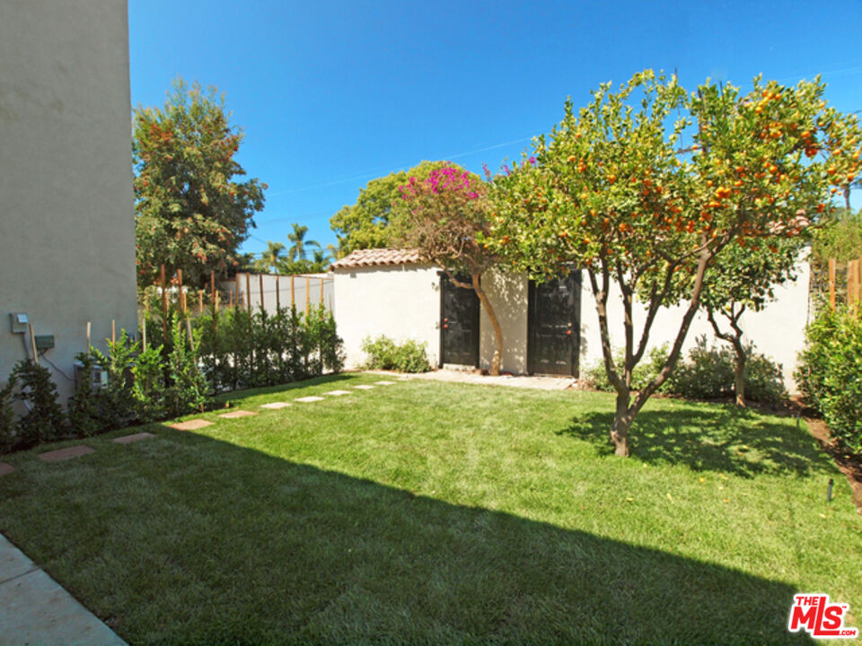 1219 S. Crescent Heights