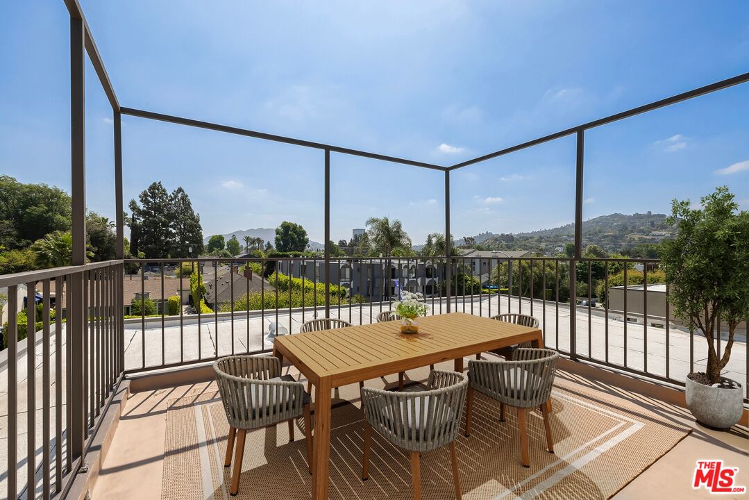 4231 Tujunga Avenue, No. A