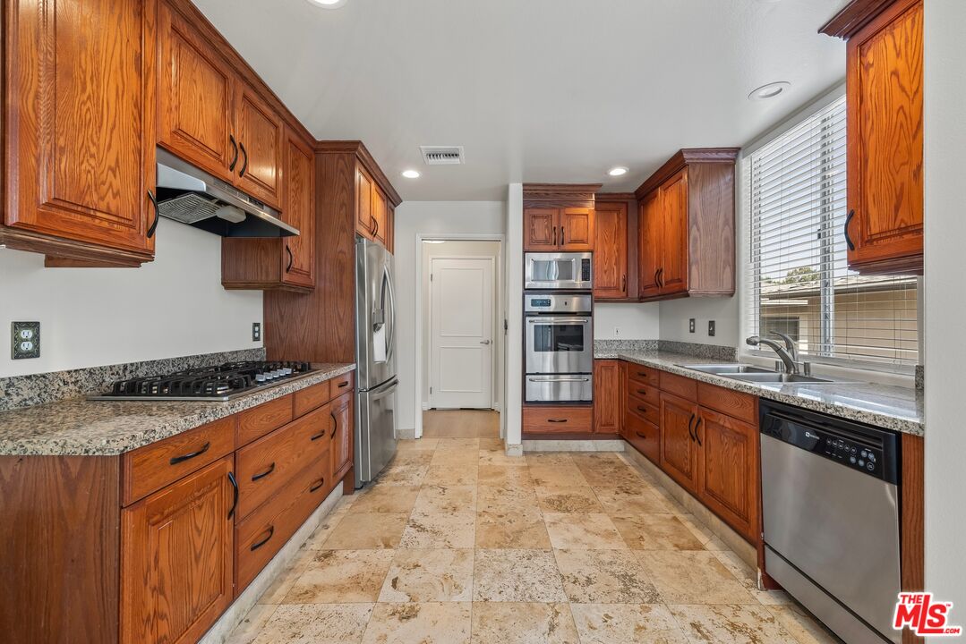 4231 Tujunga Avenue, No. A