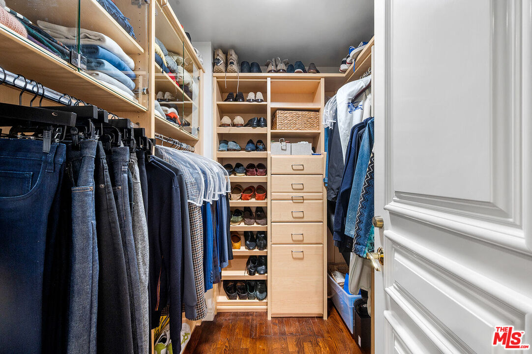 10601 Wilshire Blvd Unit: 403