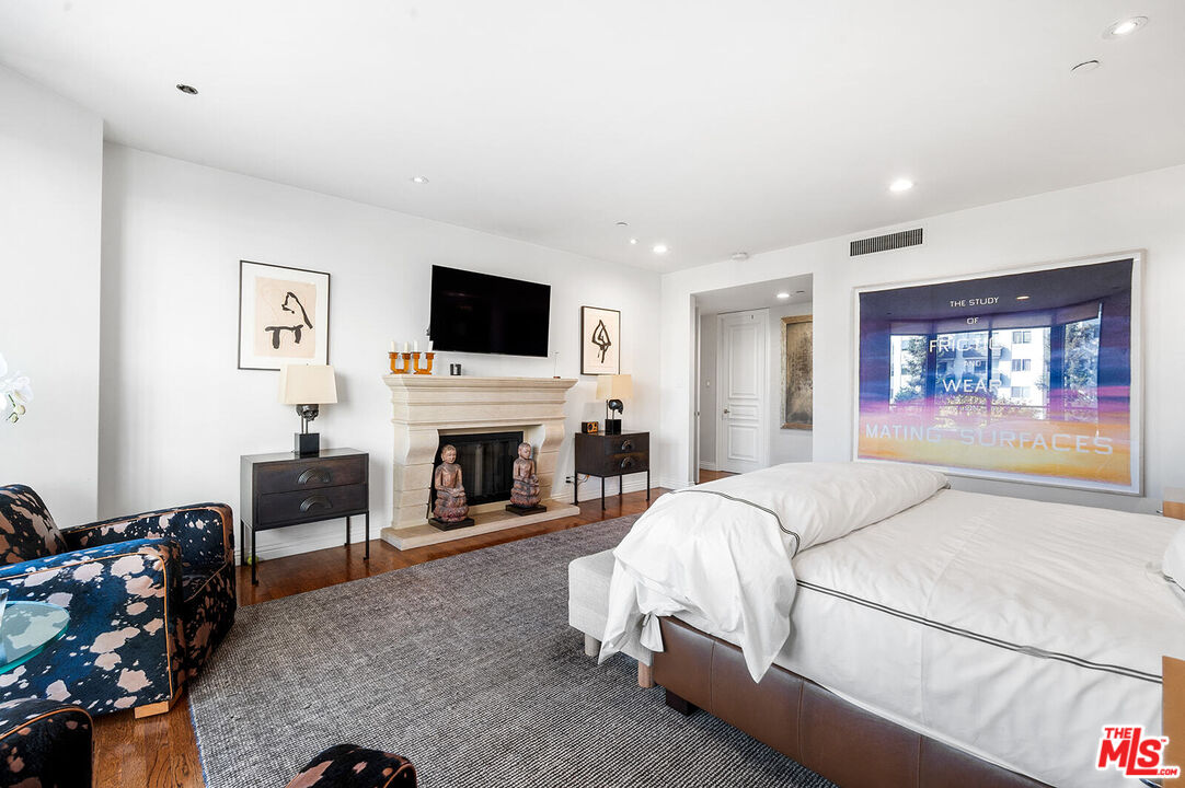 10601 Wilshire Blvd Unit: 403