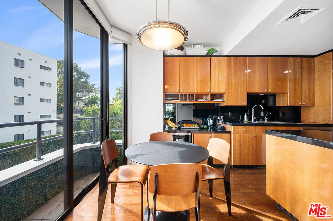 10601 Wilshire Blvd Unit: 403