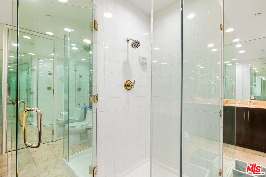 10601 Wilshire Blvd Unit: 403