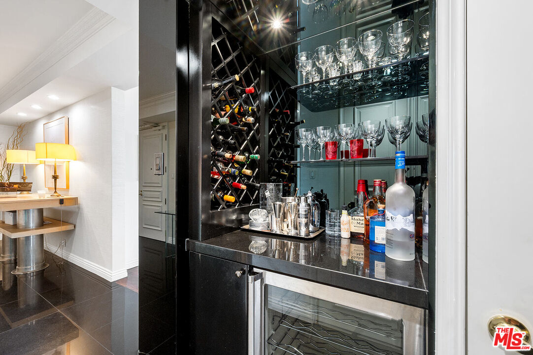 10601 Wilshire Blvd Unit: 403