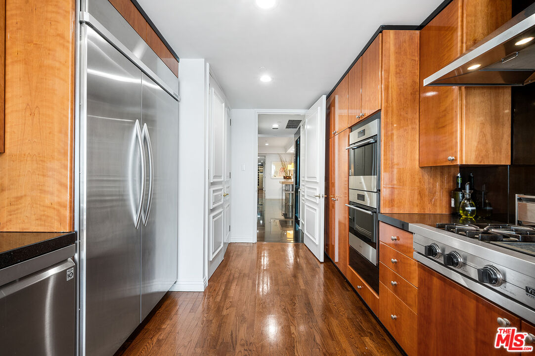 10601 Wilshire Blvd Unit: 403