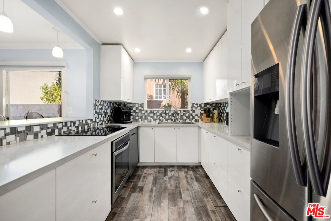 1734 N. Fuller Avenue, No. 209