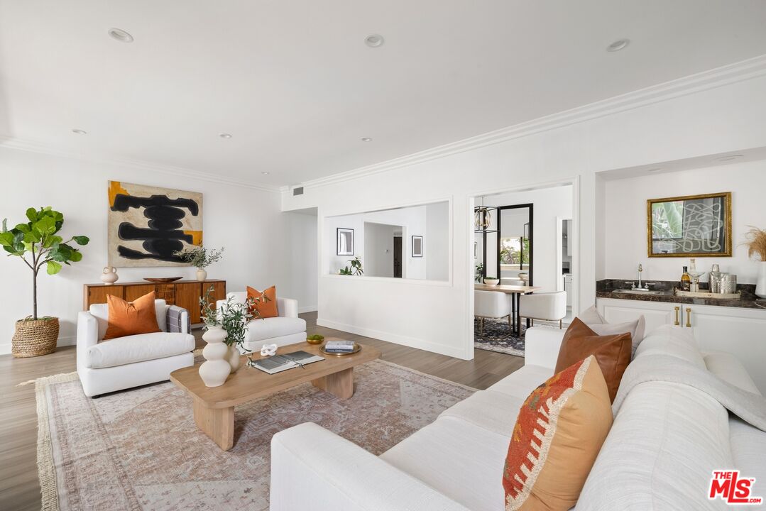 1630 S Bentley Avenue, No. 202