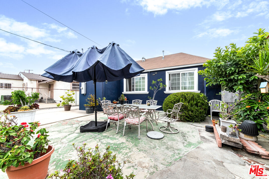 1841 Clyde Ave