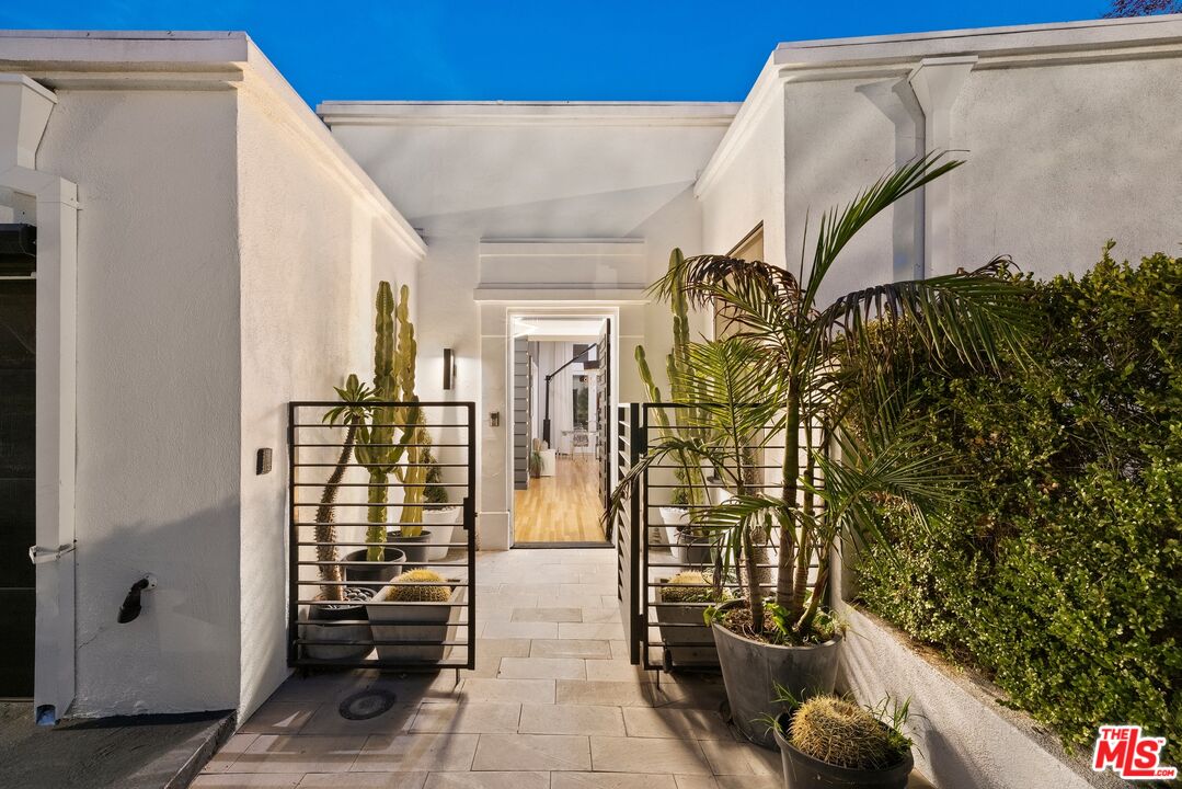 9314 Lloydcrest Drive