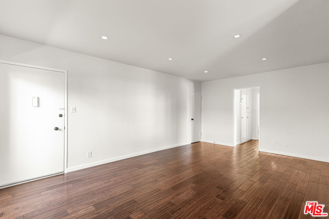 1006 Havenhurst Drive, No. 1